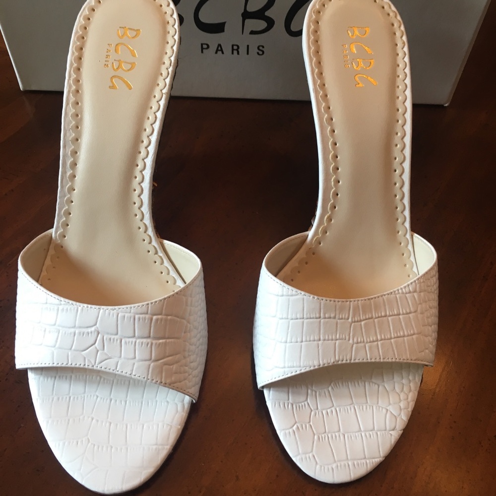 White BCBG Basket Weave Wedge
